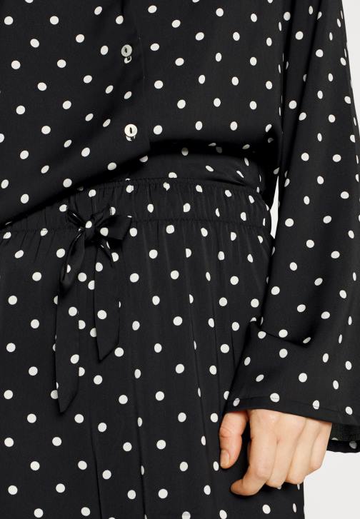 PN6V1062 ženy Anna Field pyžamová souprava černá/bílá