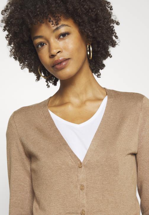 PN6V818 ženy Anna Field cardigan velbloud