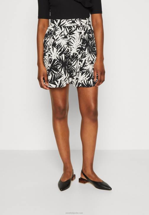 PN6V860 ženy Anna Field šortky černo/bílé