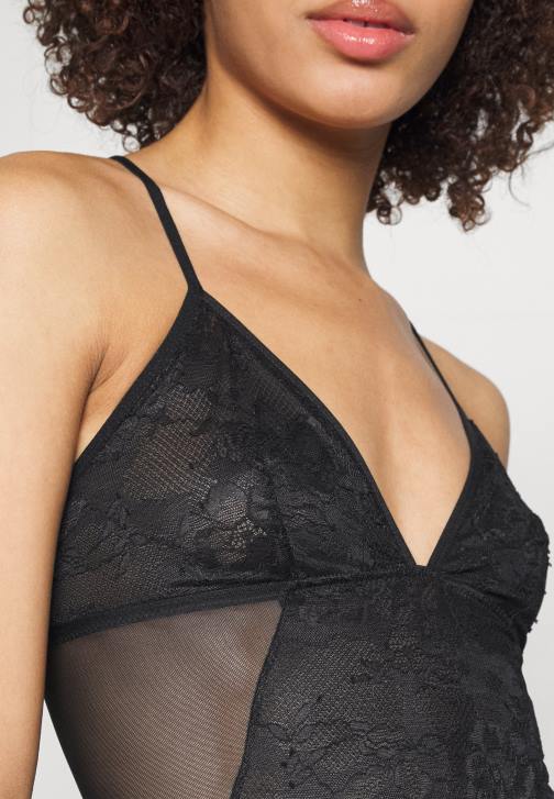 PN6V1022 ženy Anna Field tělo černé