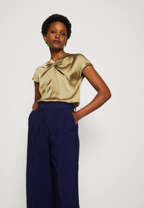 PN6V285 ženy Anna Field khaki tričko s potiskem