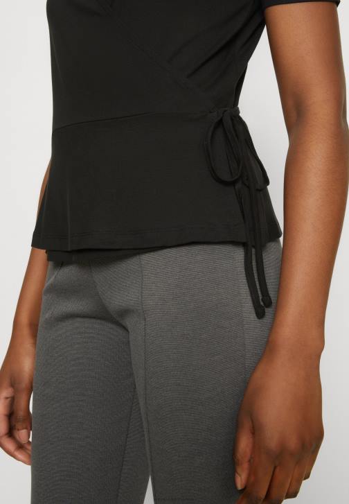 PN6V361 ženy Anna Field černé tričko s potiskem