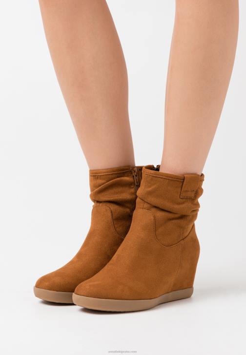 PN6V2064 ženy Anna Field zimní boty kotníkové na klínku koňakové