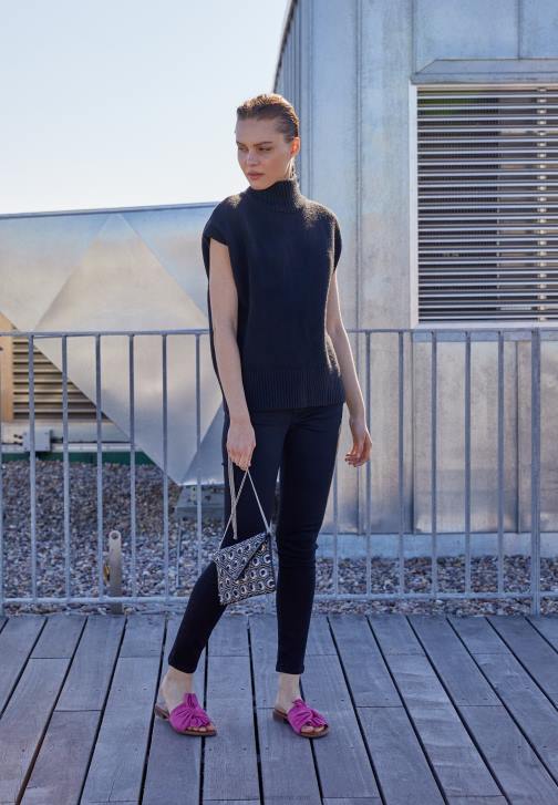 PN6V1867 ženy Anna Field kožené muly růžové