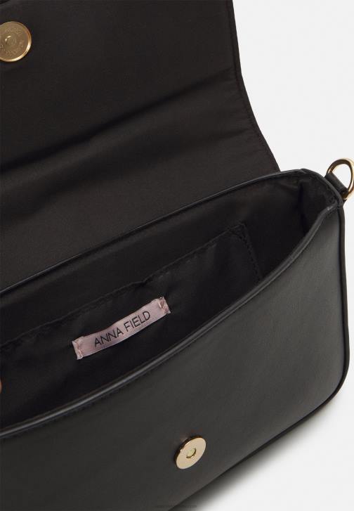 PN6V2356 ženy Anna Field kabelka černá