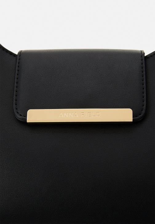 PN6V2377 ženy Anna Field kabelka černá