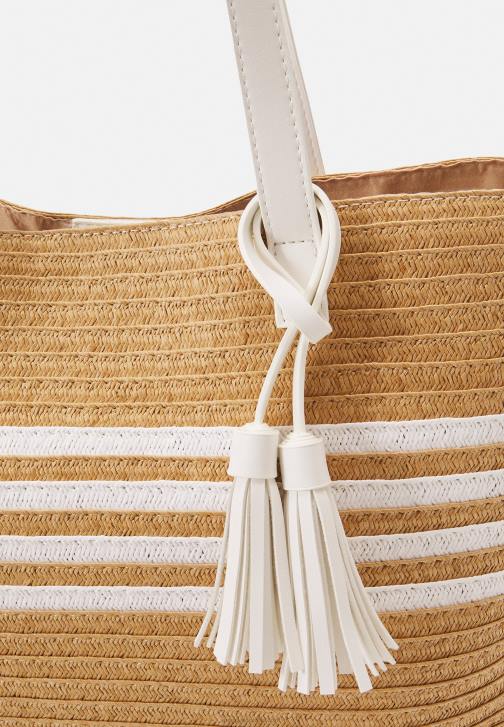 PN6V2466 ženy Anna Field taška bílá