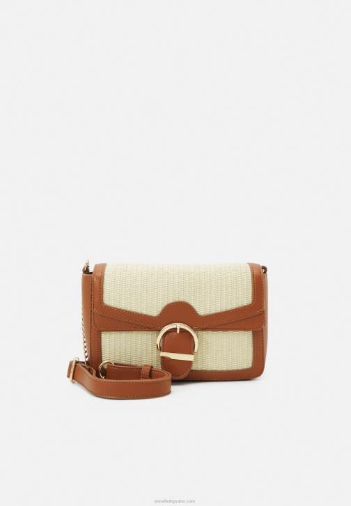 PN6V2498 ženy Anna Field přes tělo taška koňak