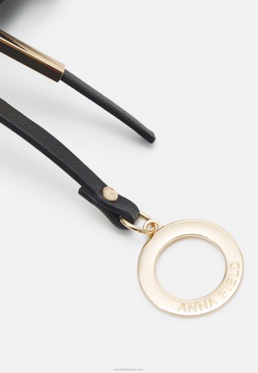 PN6V2565 ženy Anna Field taška na notebook černá