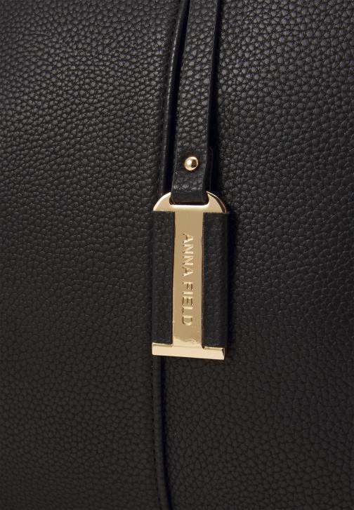 PN6V2638 ženy Anna Field víkendová kabelka černá